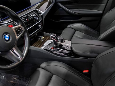 Used 2022 BMW M5 w/ Executive Package image 23