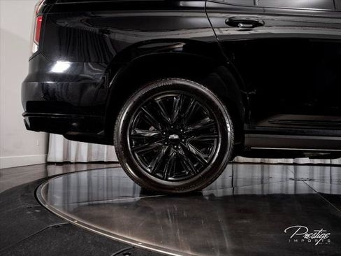Used 2022 Cadillac Escalade Sport w/ Touring Package AWD/4WD image 15