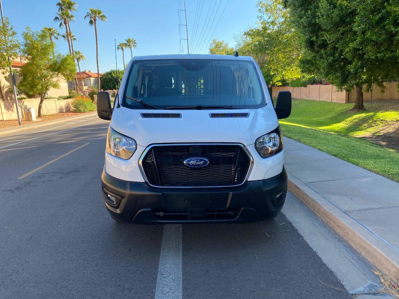 Used 2025 Ford Transit 250 Low Roof w/ Exterior Upgrade Package RWD image 3
