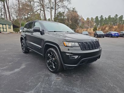 Used 2019 Jeep Grand Cherokee Laredo
