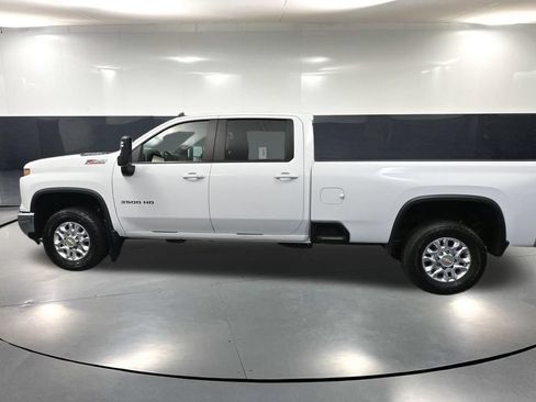 Used 2025 Chevrolet Silverado 3500 LT w/ Safety Package AWD/4WD image 9