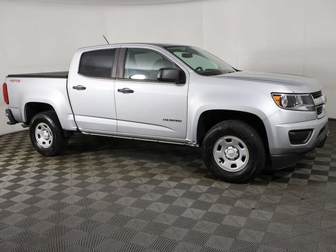 Used 2019 Chevrolet Colorado W/T w/ WT Convenience Package AWD/4WD image 15