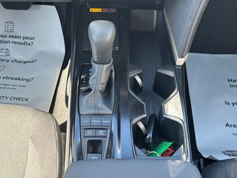 Used 2025 Toyota Camry LE FWD image 24