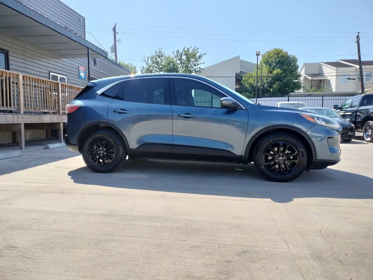 Used 2020 Ford Escape SE FWD image 11