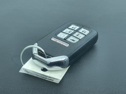 Used 2020 Honda Odyssey EX-L image 22