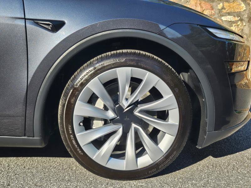 Used 2026 Tesla Model Y Long Range AWD/4WD image 17