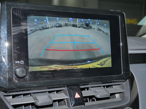 Certified 2024 Toyota Corolla LE image 30