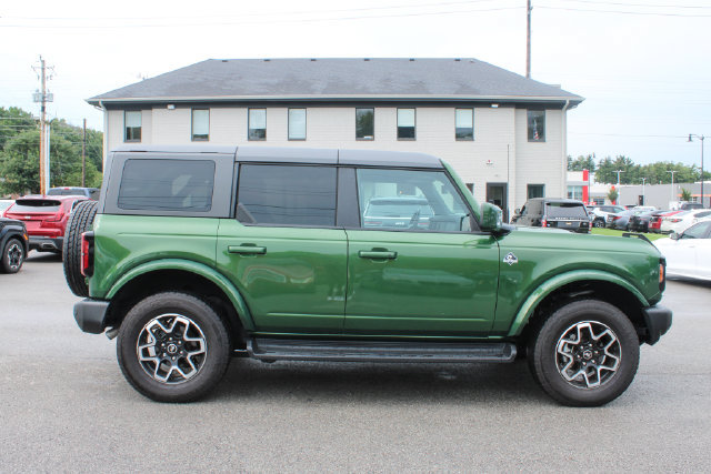Used 2025 Ford Bronco Outer Banks AWD/4WD image 6