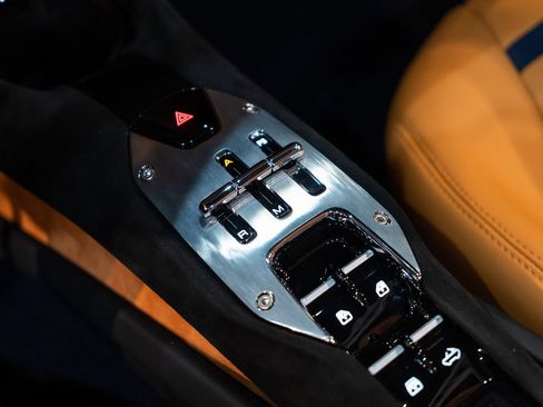 Certified 2025 Ferrari 296 GTS RWD image 33