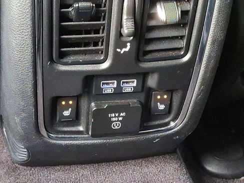 Used 2016 Dodge Durango R/T w/ Technology Group image 11