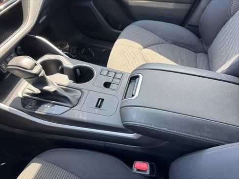 Used 2023 Toyota Highlander L FWD image 86
