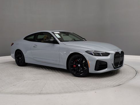 Used 2026 BMW 430i Coupe w/ M Sport Package RWD image 28