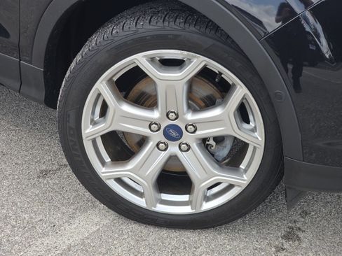 Used 2019 Ford Escape Titanium AWD/4WD image 8
