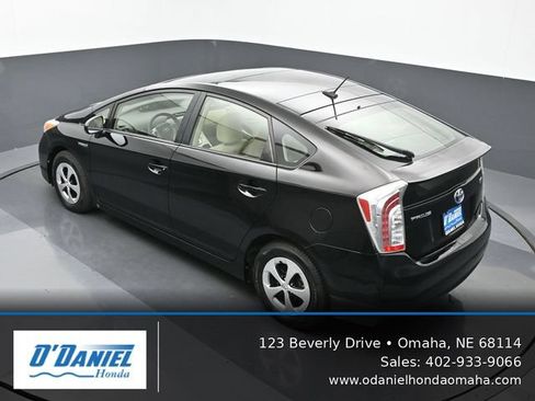 Used 2013 Toyota Prius Three w/ Solar Roof Pkg FWD image 15