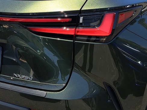 Used 2025 Lexus NX 250 FWD image 38