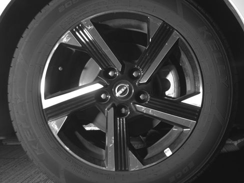 Used 2025 Nissan Sentra SV FWD image 13
