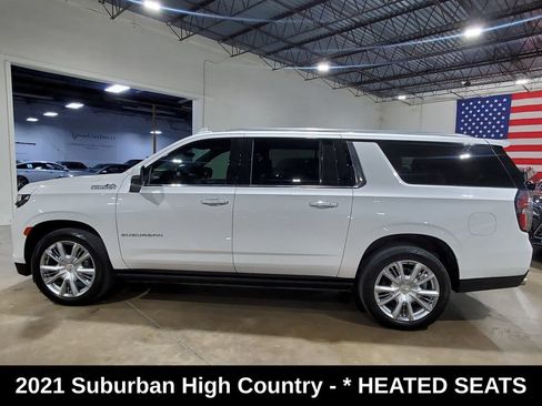 Used 2021 Chevrolet Suburban High Country w/ Premium Package RWD image 12