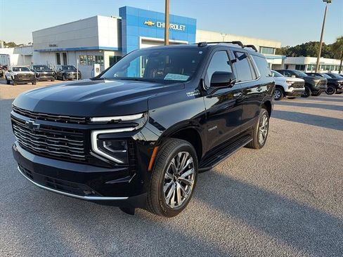 New 2025 Chevrolet Tahoe High Country w/ Sun And Tow Package image 3