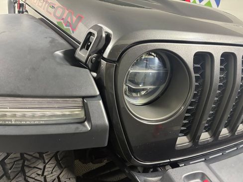 Used 2020 Jeep Gladiator Rubicon w/ LED Lighting Group image 31
