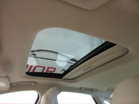 Used 2016 Lincoln MKZ AWD w/ Equipment Group 200A Select image 19