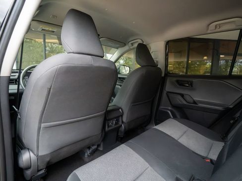 Used 2026 Toyota RAV4 LE AWD/4WD image 17