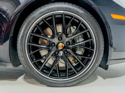 Used 2018 Porsche Panamera 4S AWD/4WD image 14