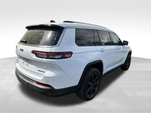 Used 2022 Jeep Grand Cherokee L Limited image 7