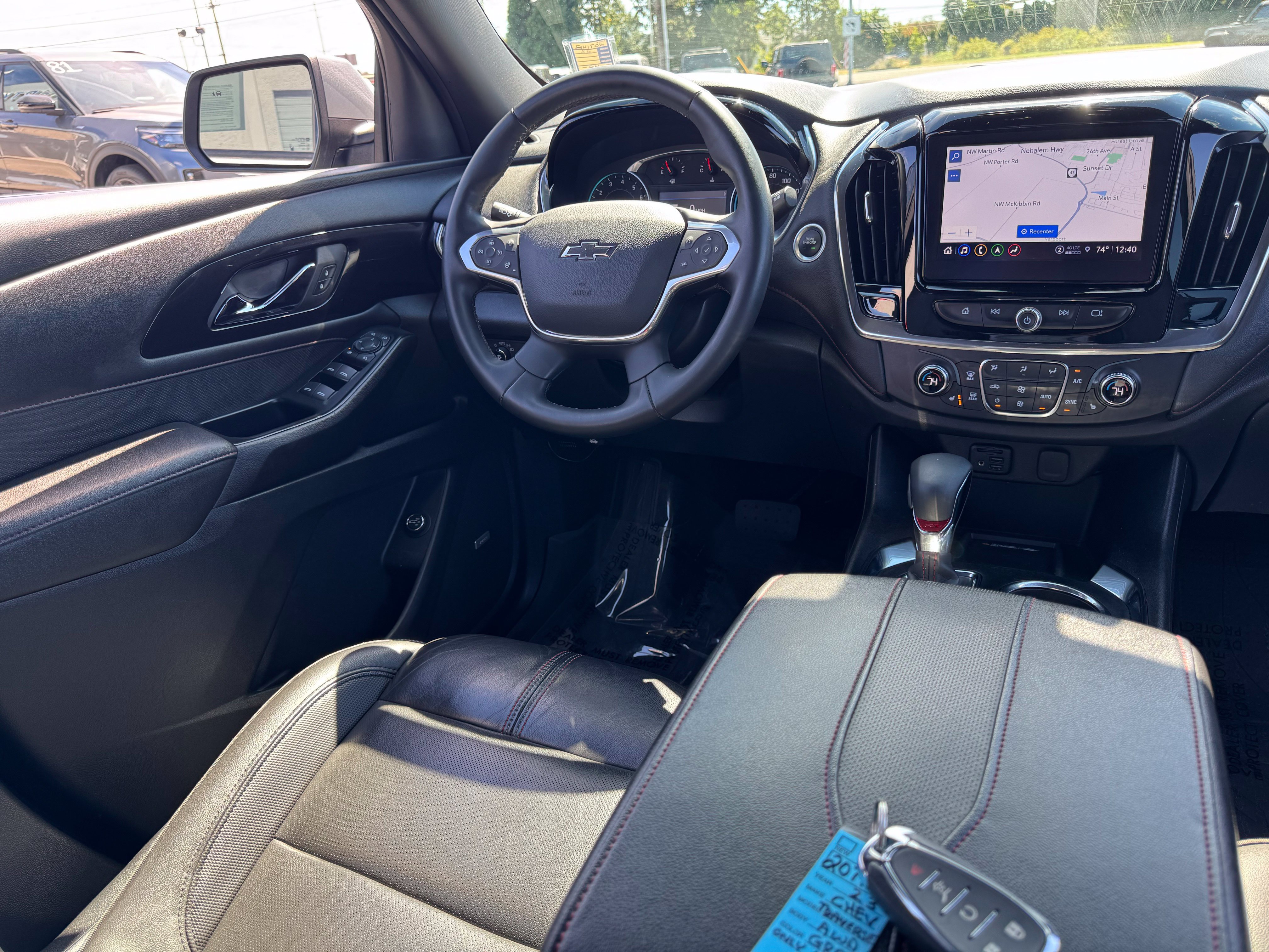 Used 2023 Chevrolet Traverse RS w/ LPO, Cargo Package AWD/4WD image 19