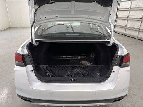 New 2025 Nissan Versa SR w/ Trunk Package image 15