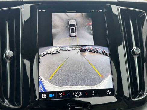 Used 2025 Volvo XC60 B5 Ultra w/ Protection Package Premier image 26