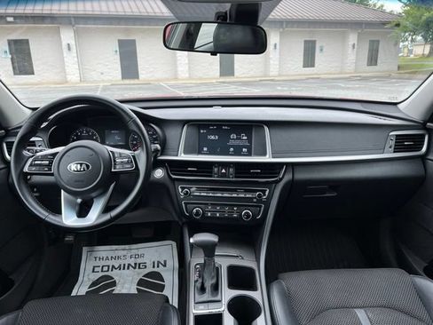 Used 2020 Kia Optima S FWD image 27