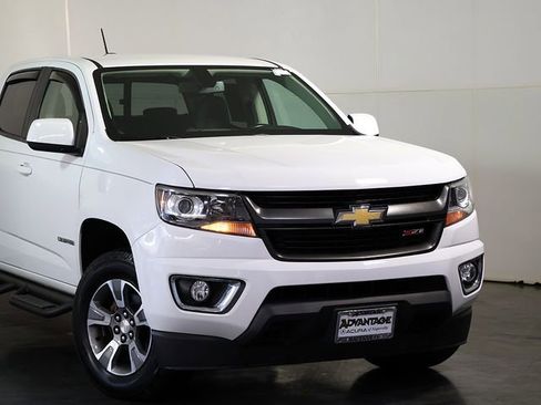 Used 2019 Chevrolet Colorado Z71 AWD/4WD image 6