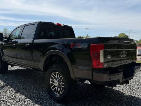 Used 2017 Ford F250 King Ranch w/ King Ranch Ultimate Package image 5