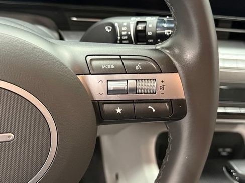 Used 2024 Hyundai Kona SEL AWD/4WD image 18