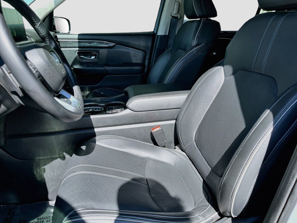 Used 2024 Honda Pilot Elite image 22