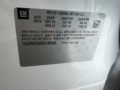 Used 2017 Buick LaCrosse Preferred image 32