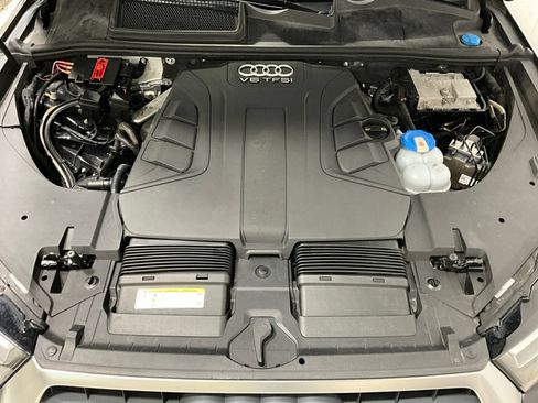 Used 2017 Audi Q7 3.0T Premium Plus AWD/4WD image 13