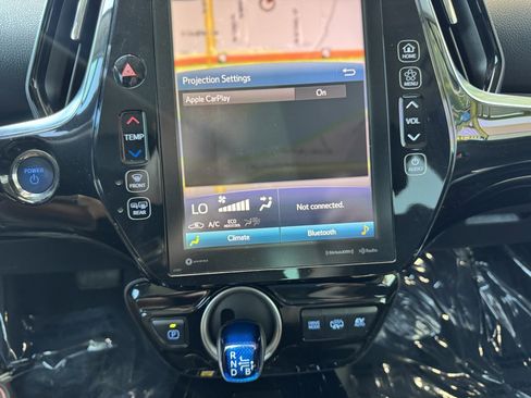 Used 2020 Toyota Prius Prime XLE image 24