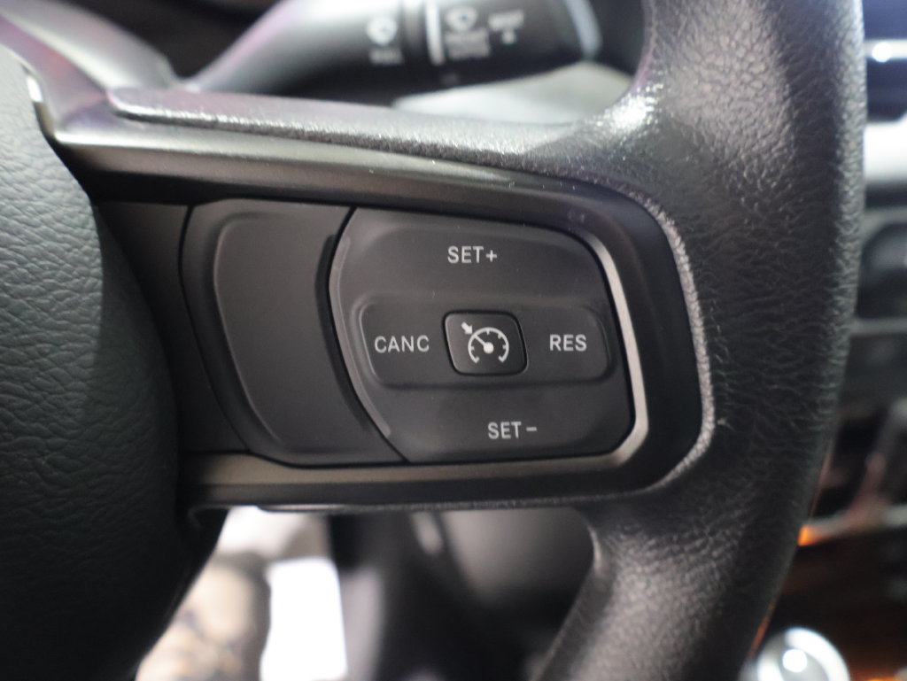 Used 2025 Jeep Gladiator Sport AWD/4WD image 33