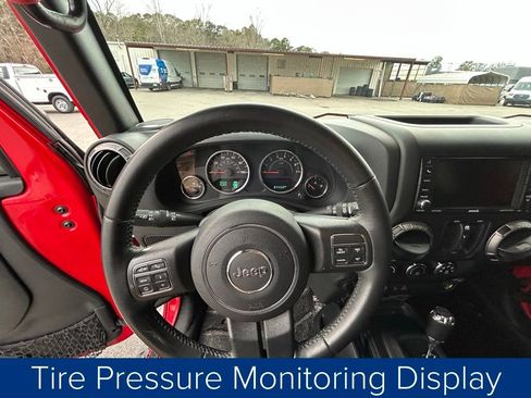 Used 2018 Jeep Wrangler Unlimited Sport S image 30