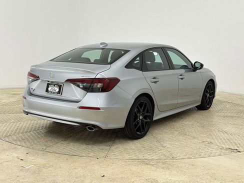 Used 2025 Honda Civic Sport image 9