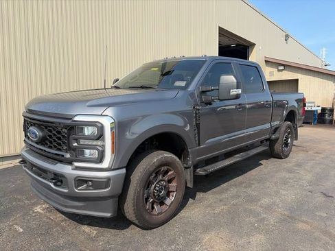 Used 2024 Ford F250 XL w/ STX Appearance Package AWD/4WD image 1