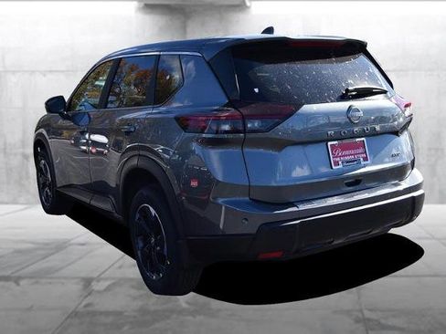 New 2026 Nissan Rogue SV image 7