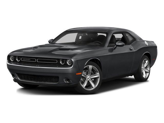 Used 2016 Dodge Challenger SXT w/ Blacktop Package RWD image 4