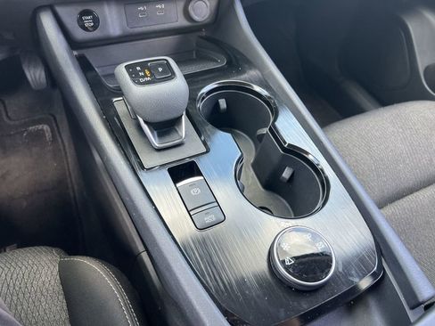 Used 2024 Nissan Rogue SV image 21