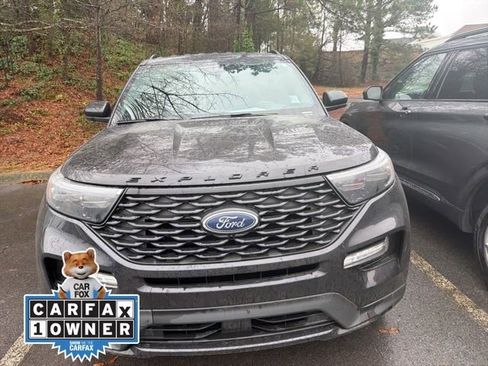 Used 2024 Ford Explorer ST-Line w/ Class IV Trailer Tow Package image 2