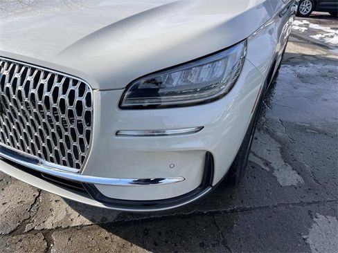 Used 2023 Lincoln Corsair AWD w/ Equipment Group 101A image 8