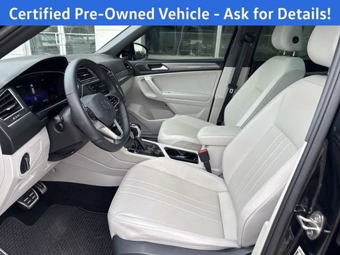 Certified 2022 Volkswagen Tiguan SE R-Line AWD/4WD image 8
