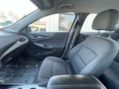 Used 2023 Chevrolet Malibu LT FWD image 26