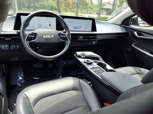 Certified 2024 Kia EV6 Light RWD image 14